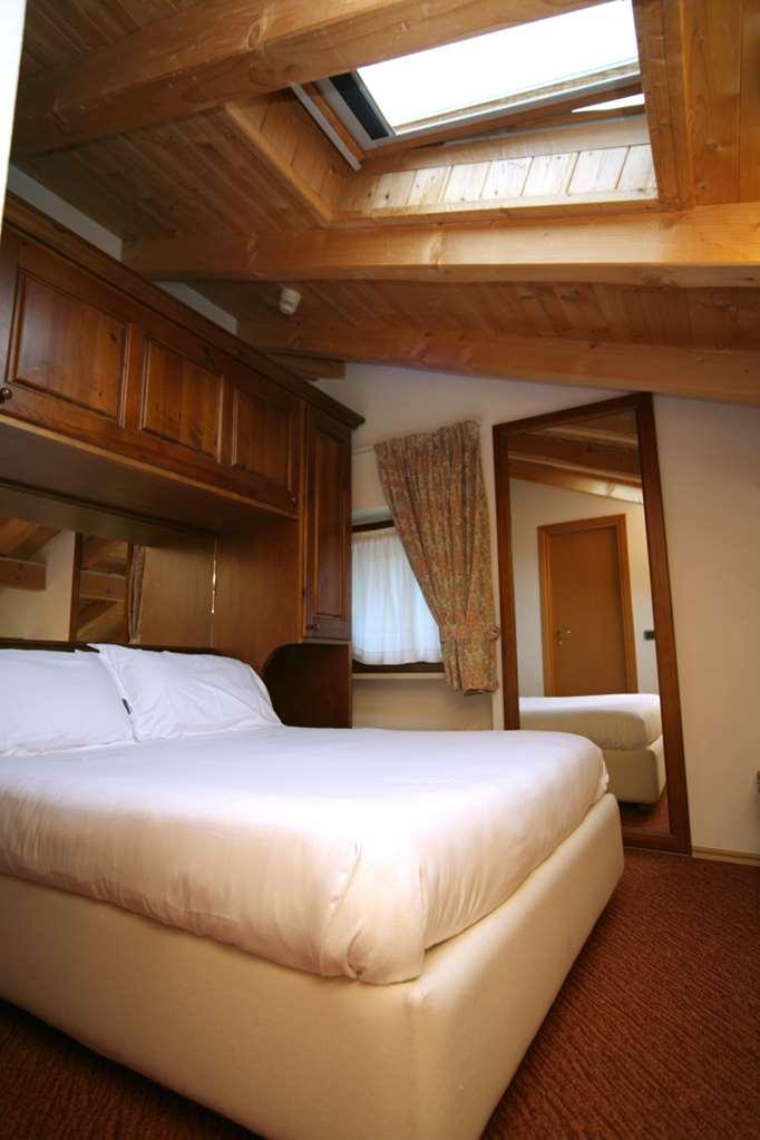 Hotel Miramonti Corvara الغرفة الصورة