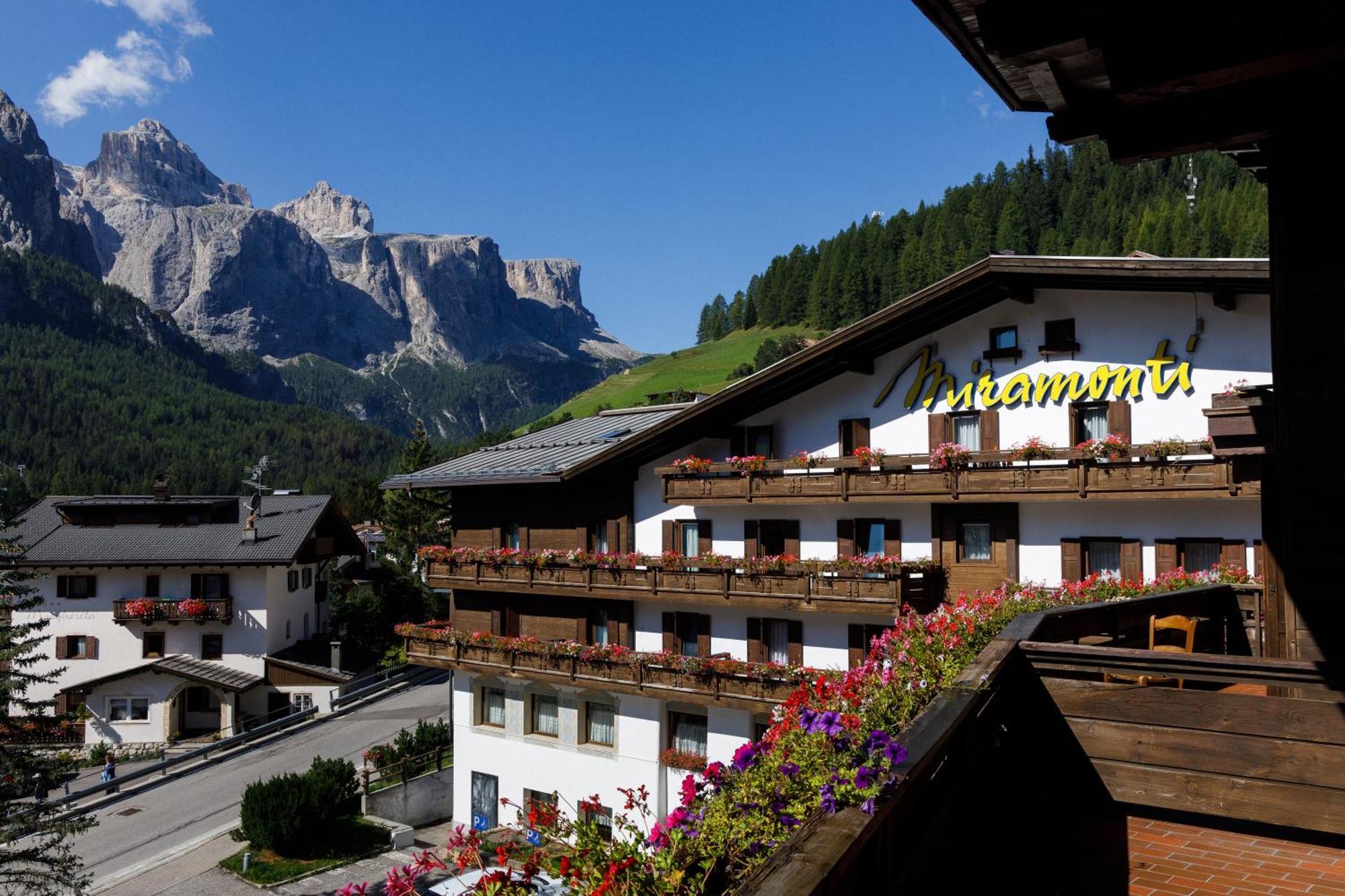 Hotel Miramonti Corvara المظهر الخارجي الصورة