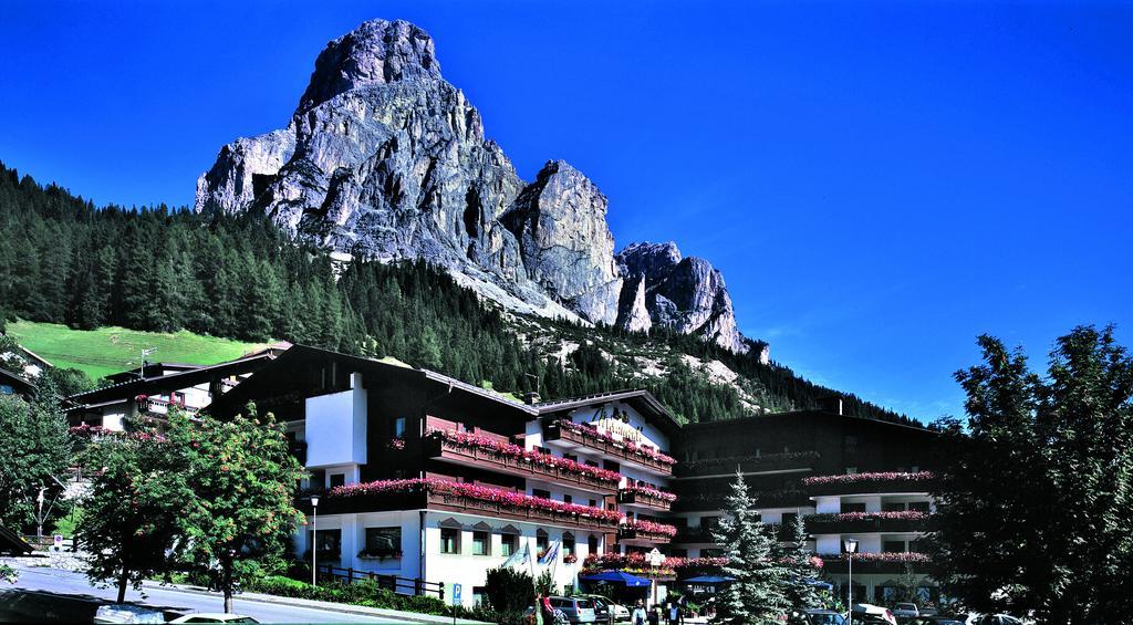 Hotel Miramonti Corvara المظهر الخارجي الصورة